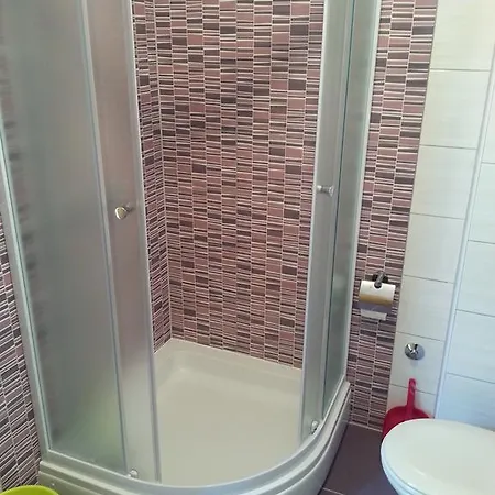 Tribunj Apartman *
