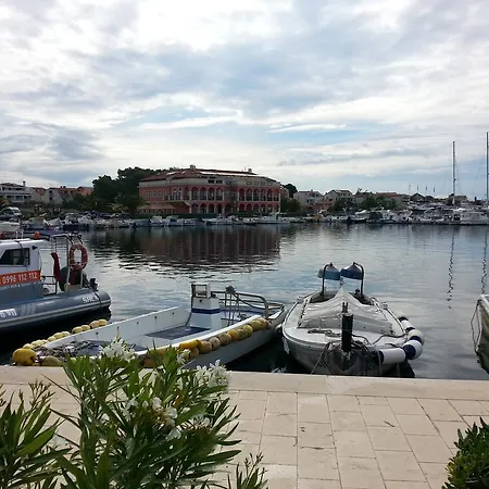 Apartman Tribunj
